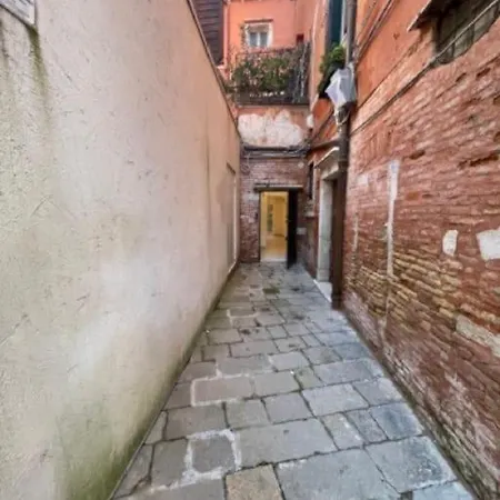 Ca'Antica sinagoga - Venice Canal front apartment-3